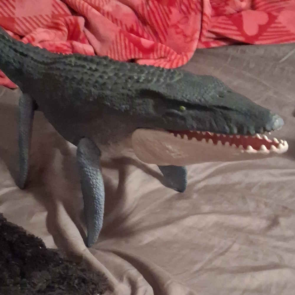 Mosasaurus Figurine